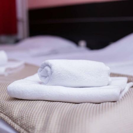 Hotel Beograd - Yu Lukavica Dış mekan fotoğraf