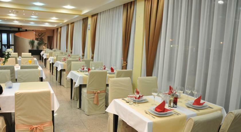 Hotel Beograd - Yu Lukavica Dış mekan fotoğraf